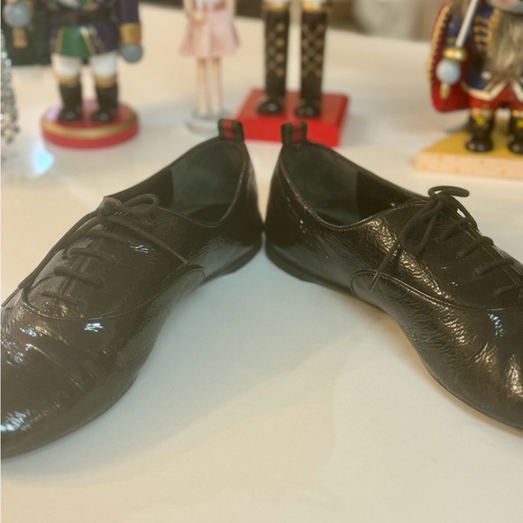 π€ GUCCI BLACK PATENT LEATHER LACE UP LOAFERS! - Picture 6 of 10